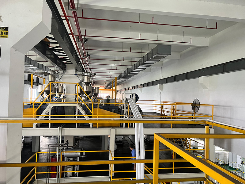 Vysoce důvěryhodný stroj na výrobu netkaných textilií