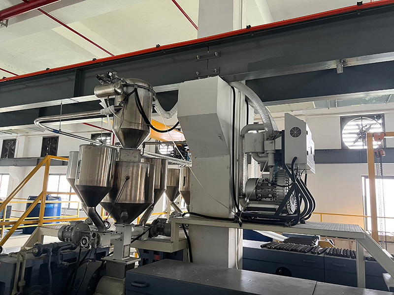 מוניטין גבוה מכונה לייצור בדים לא ארוגים