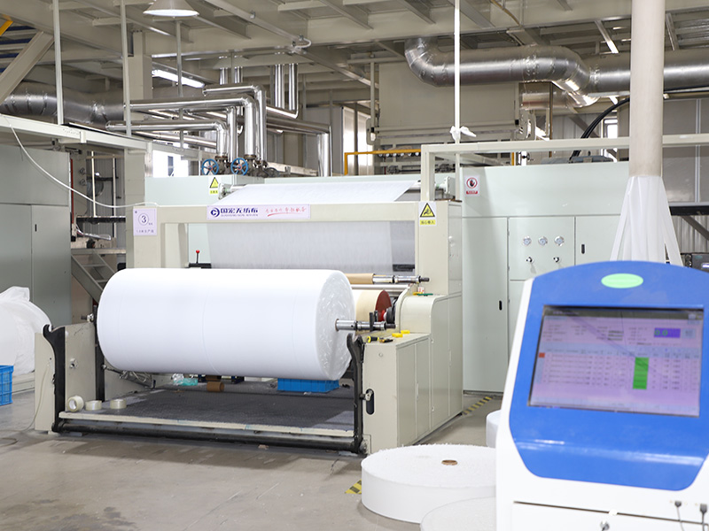 קו ייצור של בד לא ארוגים