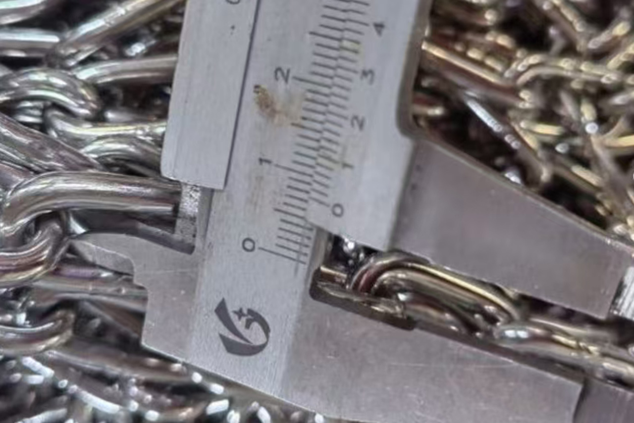 Handketten aus Edelstahl 316, 5 x 25 x 7.5 mm, 1000 Meter, sind bereit für den Versand nach Südkorea