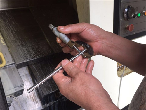 CNC အလှည့်ဝန်ဆောင်မှု