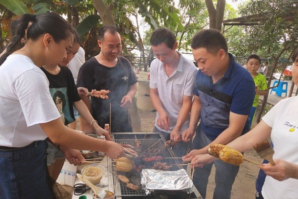 Barbecue Aktivitéit um Weekend
