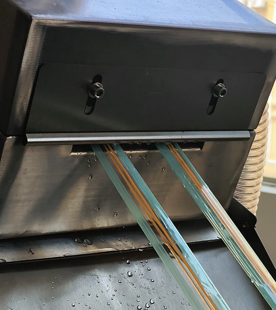 why zipper keeps splitting