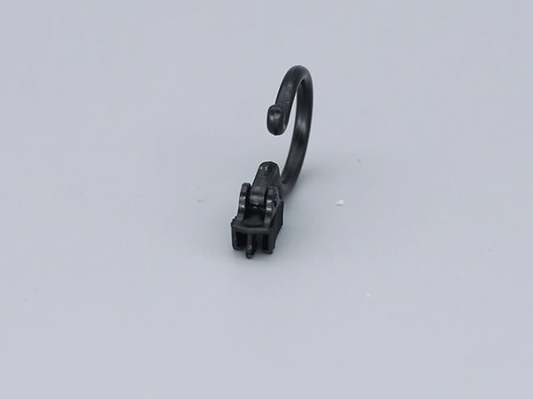 How to fix a plastic zipper