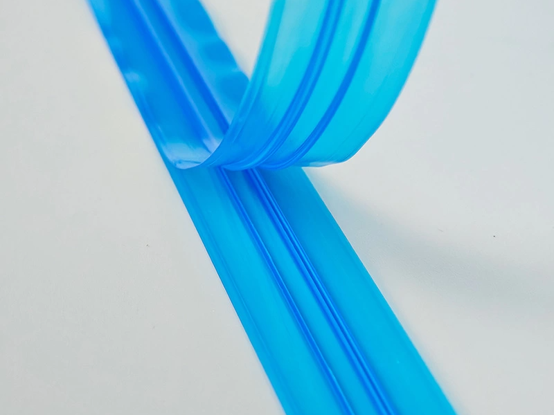 Are Plastic Zippers Durable? A Practical Guide for Manufacturers and Designers