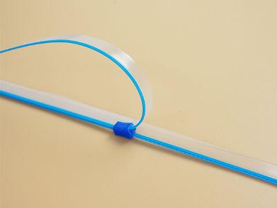 PLA zipper Fashion's next eco-friendly revolution.