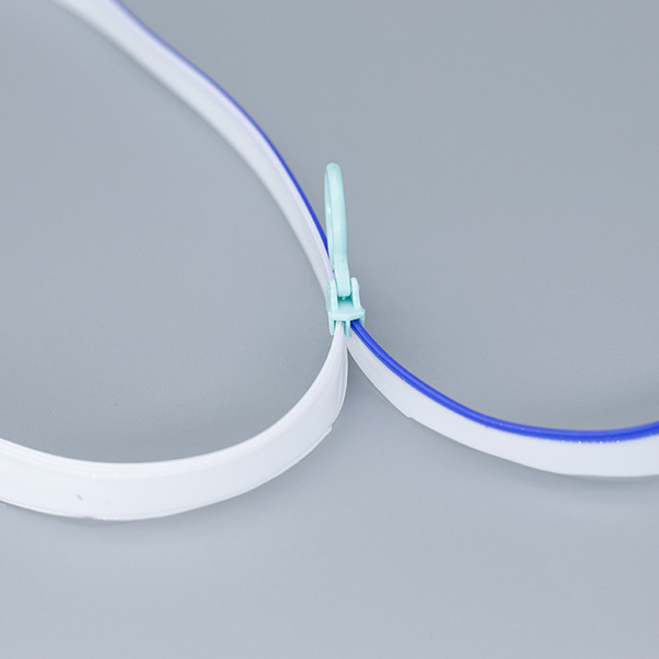 Say Goodbye to Zipper Woes with Runner Replacement