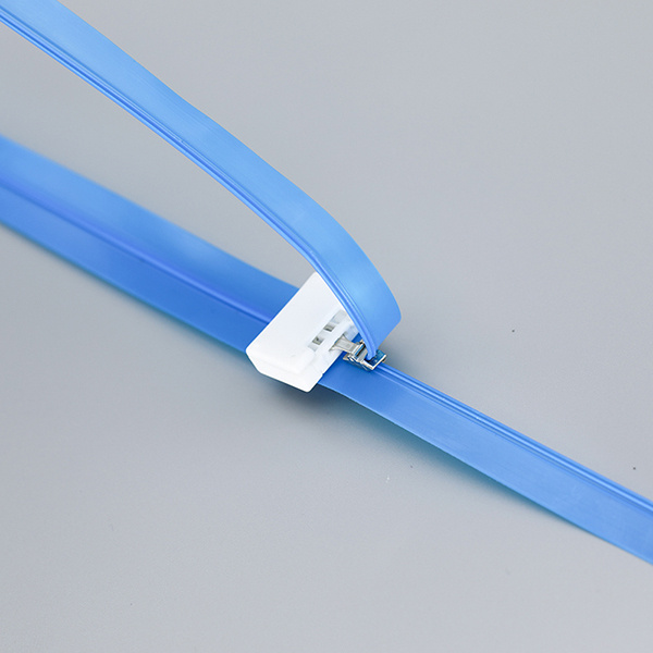 Hard-wearing nylon zipper for industrial and outdoor applications