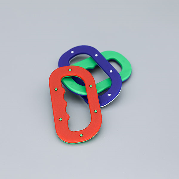 The Many Colors of Metallic Nylon Coil Zippers