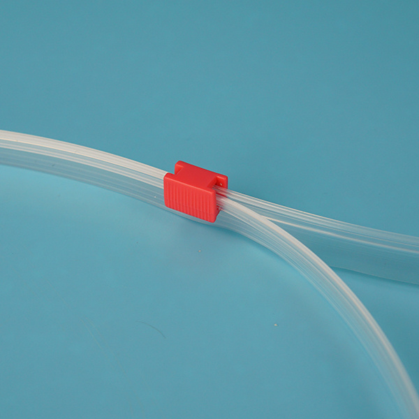 Unleashing the Power of Plastic Moulded Zippers for Industry and Beyond
