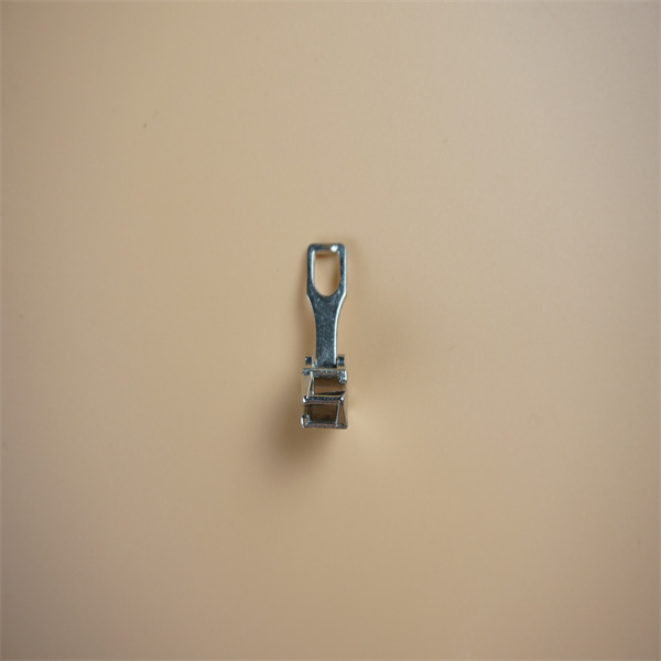 Utilization of the Plastic Zipper Puller