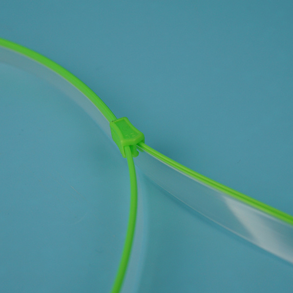 Choosing the Perfect Zipper Slides and Stops for Your Sewing Projects