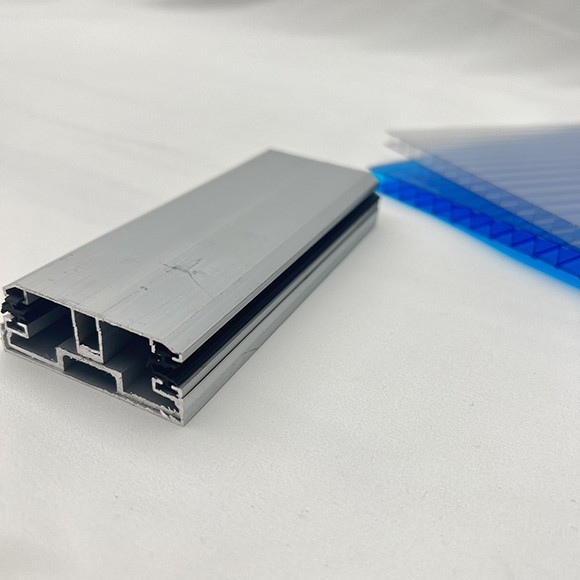 SZNL အလူမီနီယမ်အလွိုင်း 3-in-1 ပရိုဖိုင်းဆက်စပ်ပစ္စည်း ၊ polycarbonate acrylic စာရွက်များကိုပြုပြင်ခြင်း။