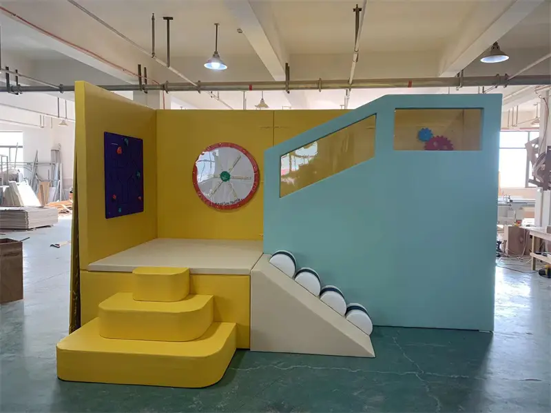 How to Select the Perfect Plastic Slide for Your Daycare or School-1