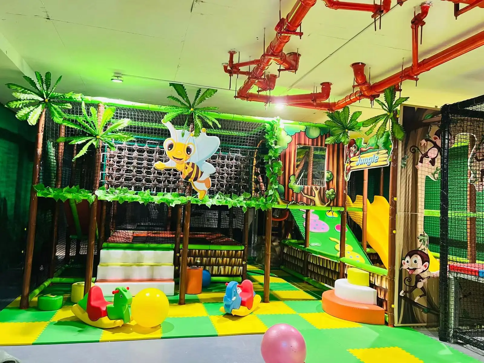 3 reasons why indoor playgrounds are perfect for yearround fun
