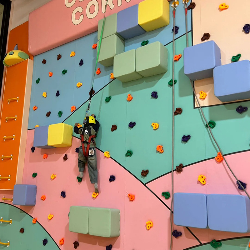how to reduce your indoor playground running cost without cutting play experience