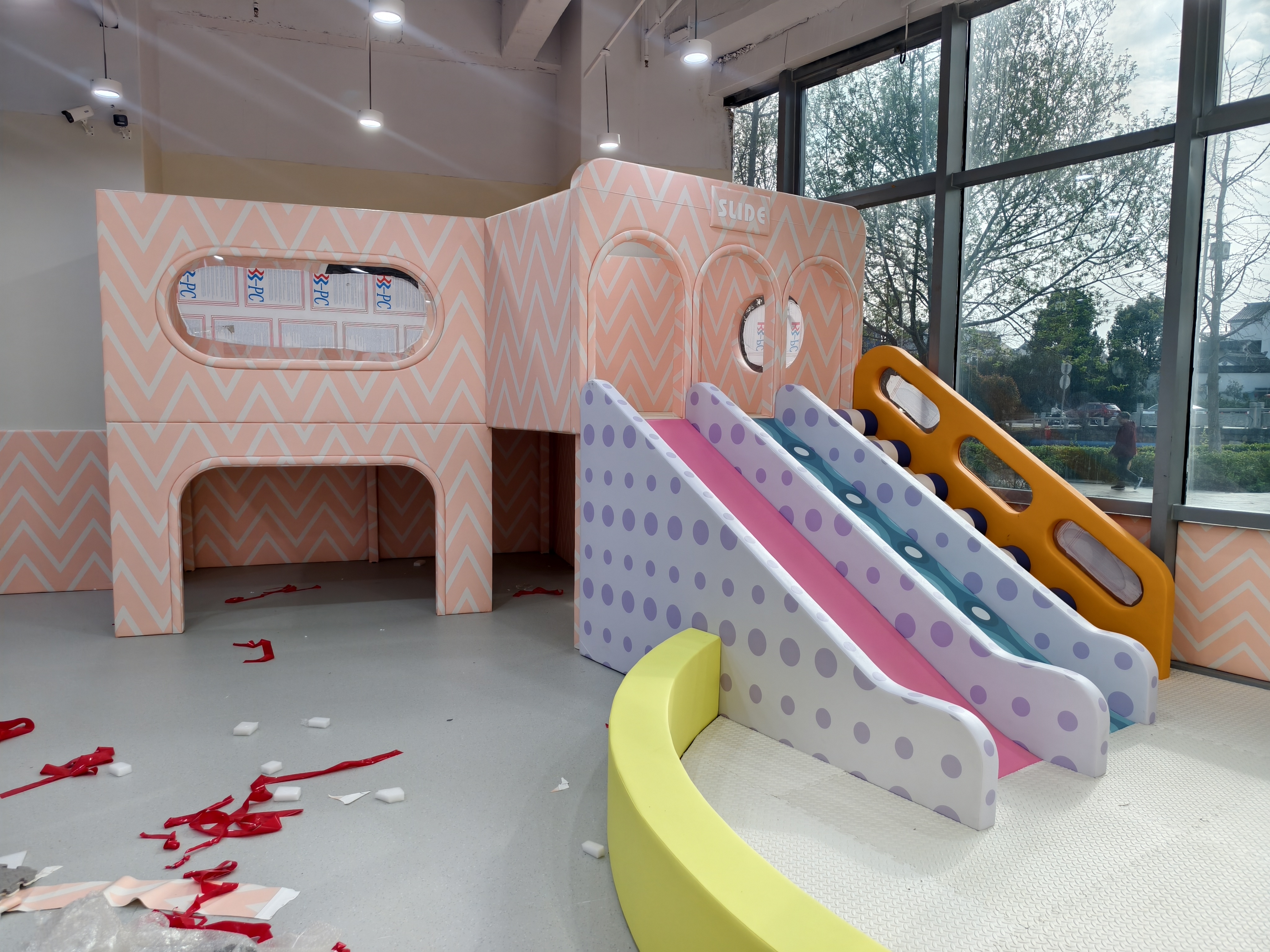 indoor playground equipment for preschoolers