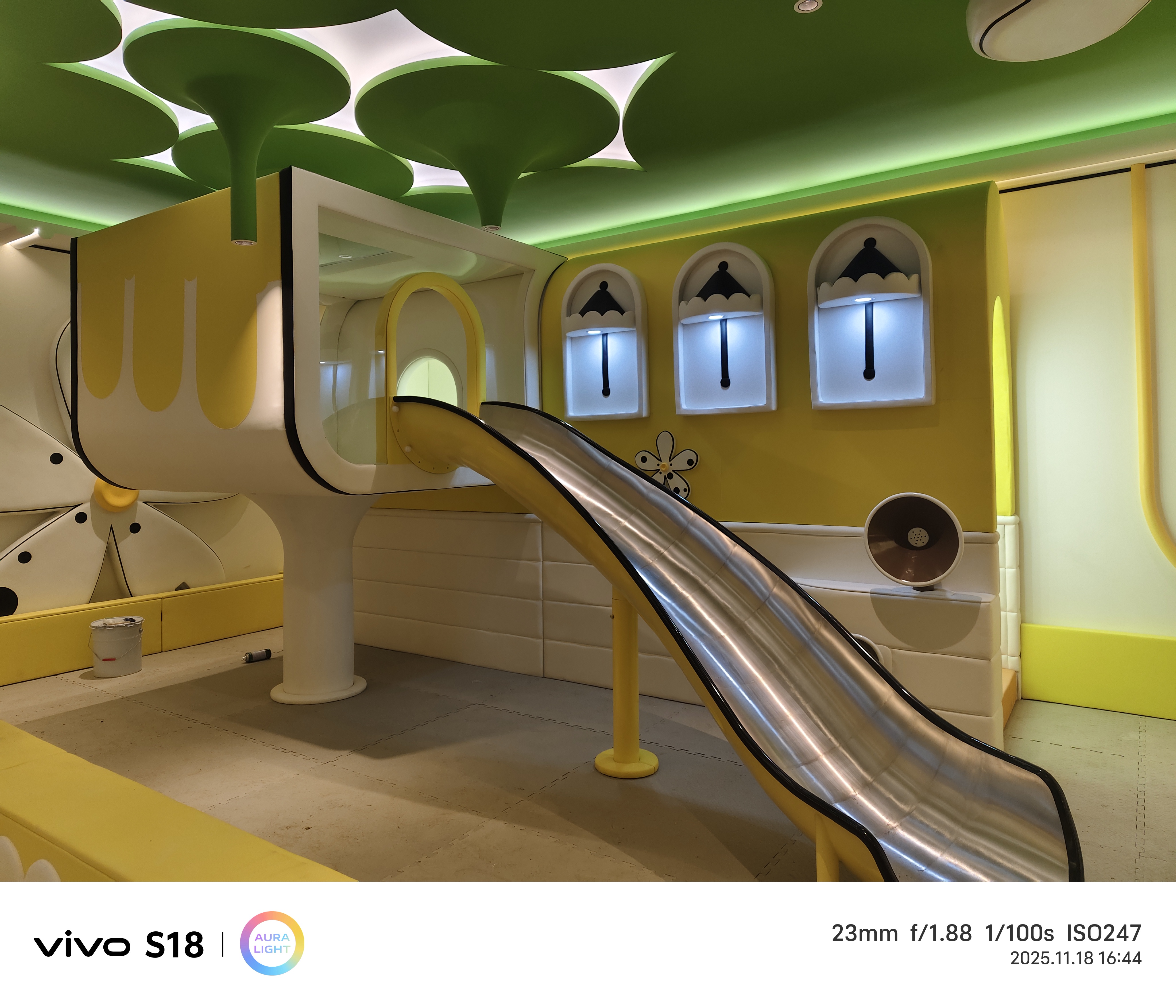 indoor playground locations