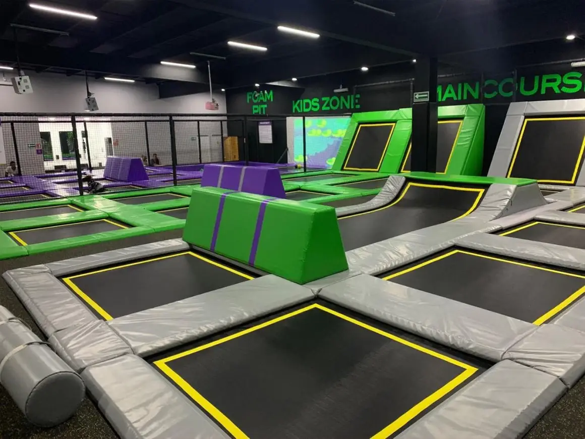 progettazione di un parco trampolini (13) 11