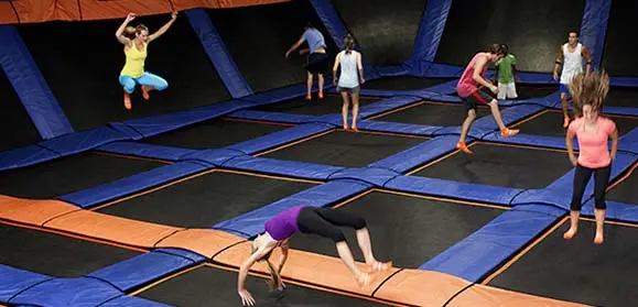 Trampoline Raiders: Ùn si tratta micca solu di pudè saltà, saltà "sbagliatu" pò causà ferite